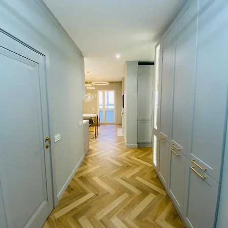 Apartment Dream Place. Mayak Minska.